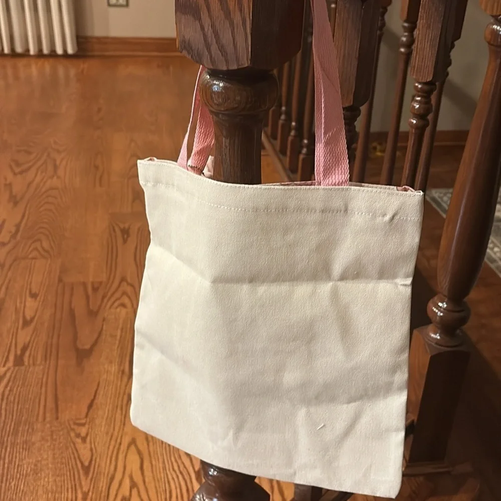 Hello Kitty Pink Tote canvas Bag zipper closure / small hello kitty stuffy NWOT